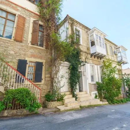 Taliva Pavillon İzmir